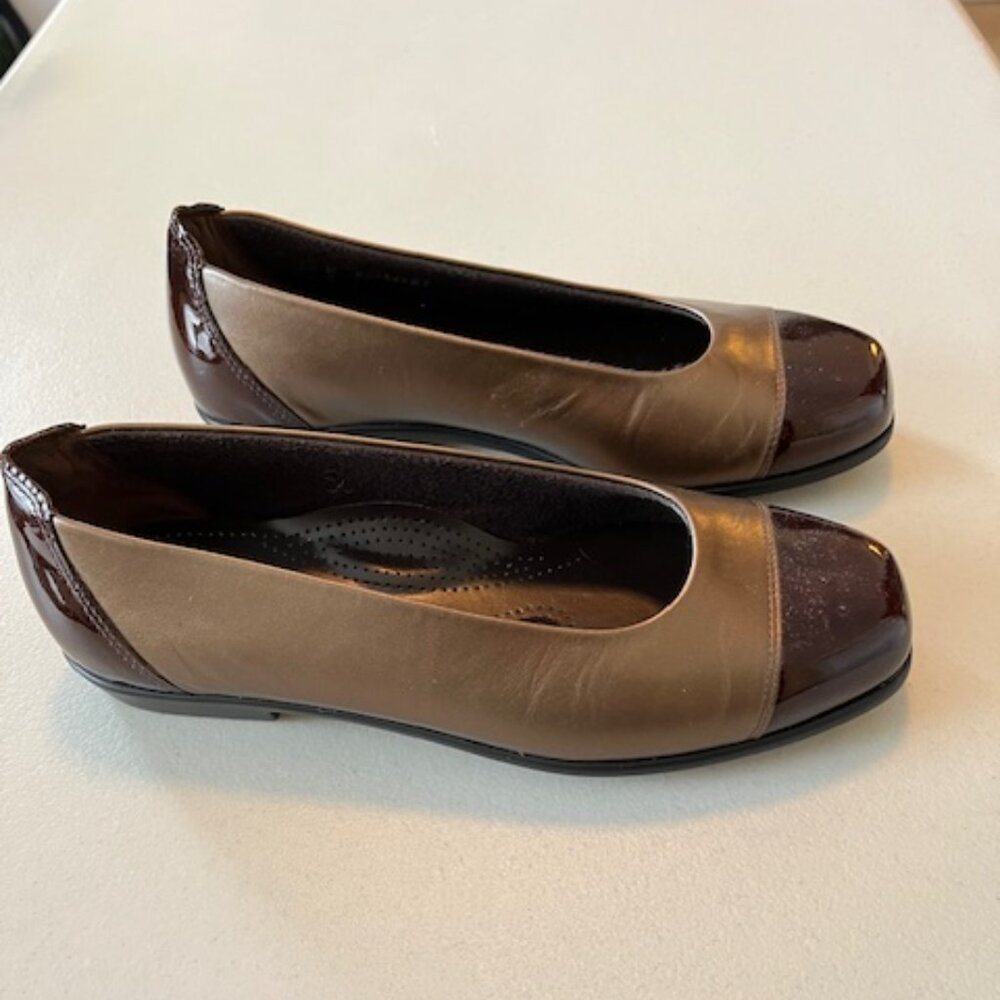 SAS San Antonio Shoes, Coco Flats, Bronze and Brown Leather, 8.5 Wide